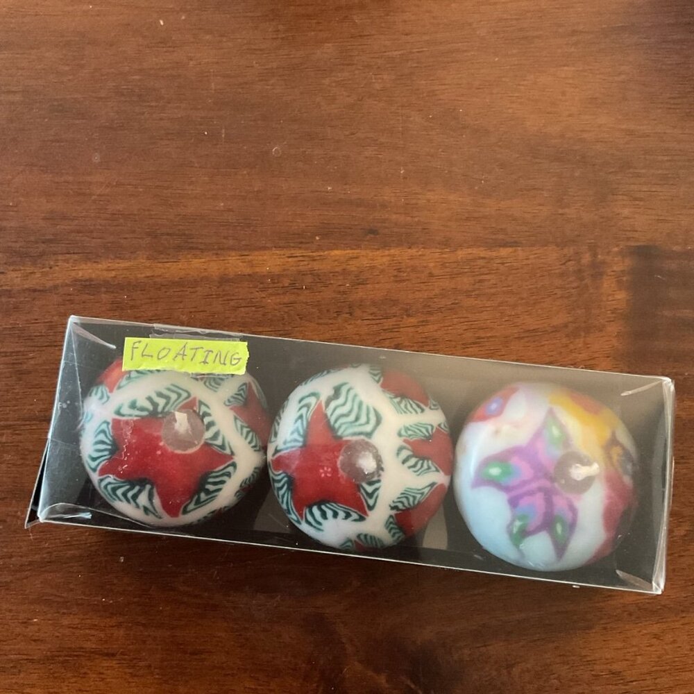 Vintage Hand Sculpted Mosaic Candle NEW IN BOX floating candles.  Set of three f